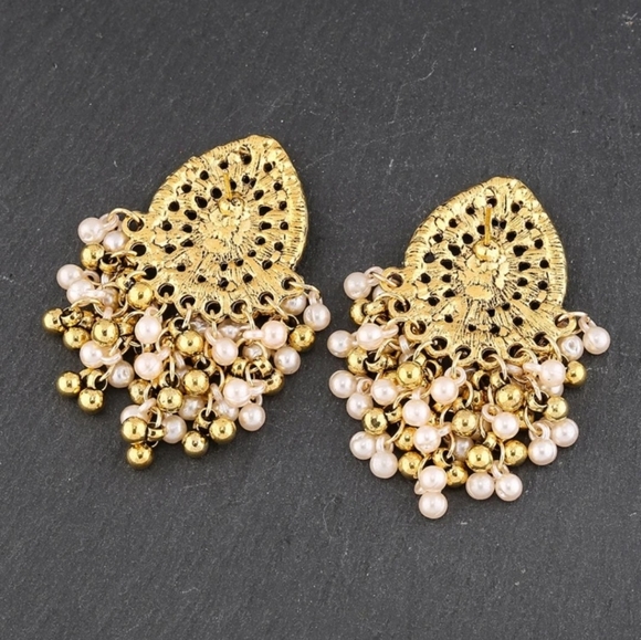 NWT Faux pearls drop jhumka/ Indian jhumka/ Pakistani jewellery/ Indian wedding - Picture 4 of 5